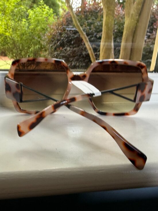 NWT Anthropologie GEO Tortoise Square Sunglasses main image 4